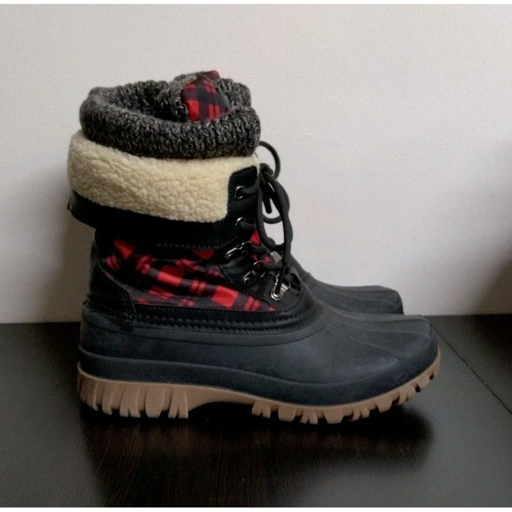Women's Cougar Creek Lace Up Waterproof Faux Fur Lined Winter Boots- Size 7